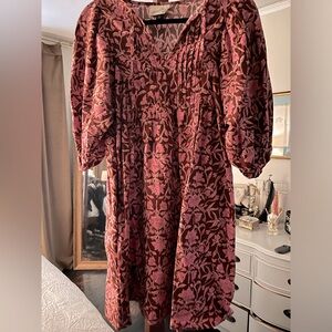 Universal thread pink and burgundy print mini dress